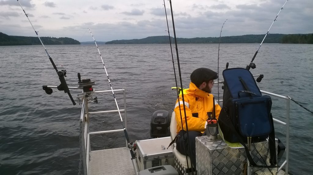 ÖRESJÖN-TROLLING 2014/2015 ÖRESJÖN-TROLLING 2014/2015 Trollingboote Downrigger Lotsby Katamaran